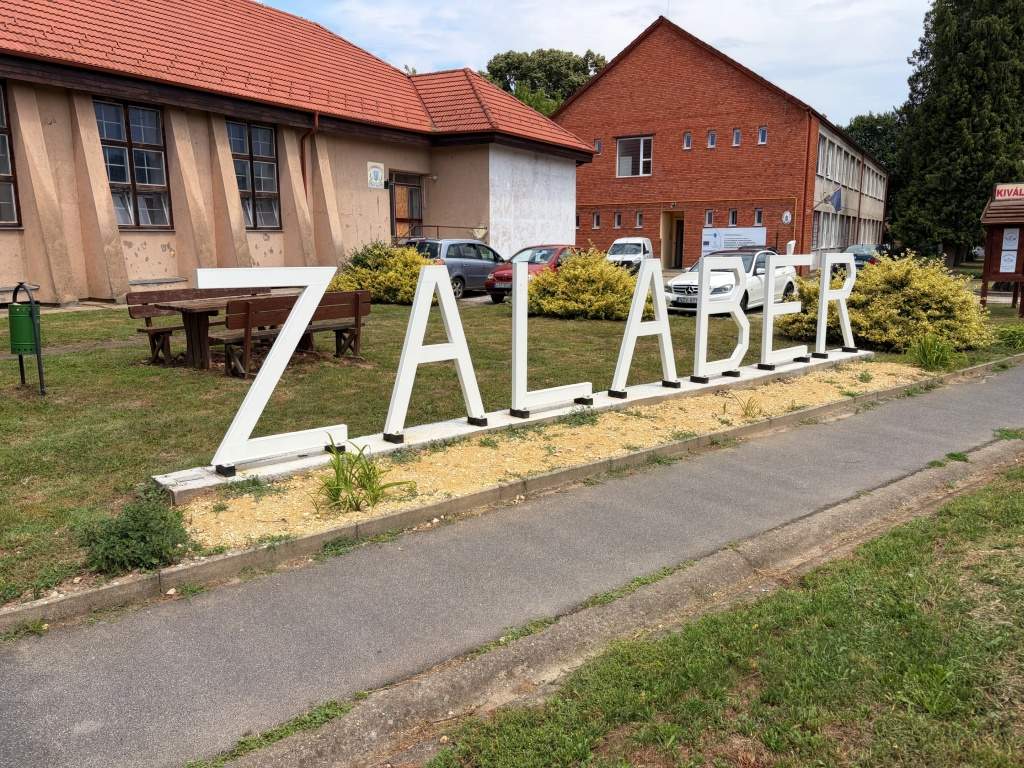 vesnice Zalabér